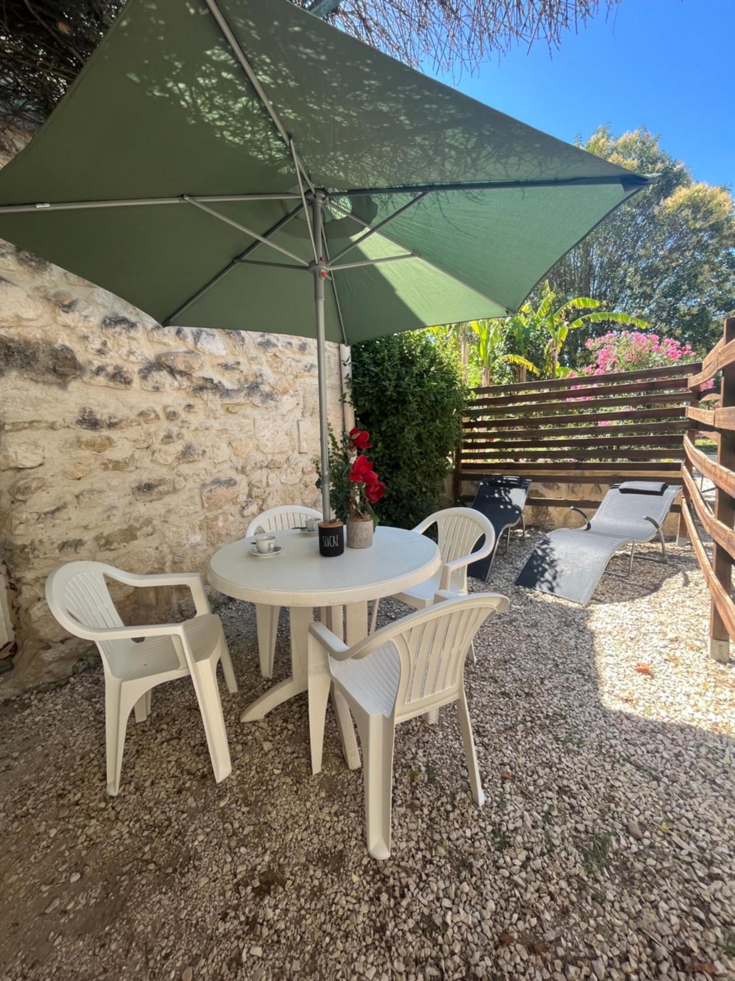 Studio Menthe-Clim-Terrain De Petanque-Piscine Collective Saint-Paul-Trois-Chateaux Εξωτερικό φωτογραφία